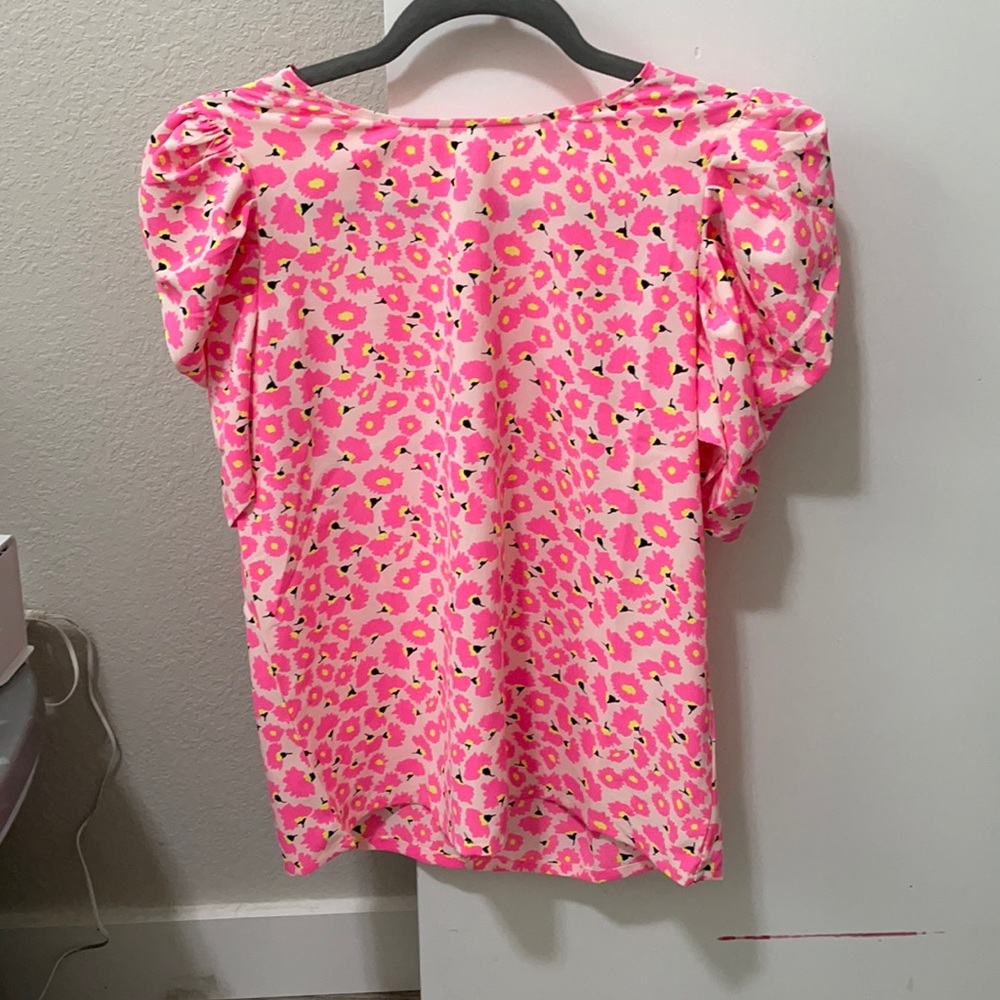 Never worn boutique shirt!
